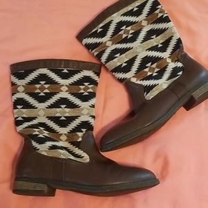 Forever 21 tribel pattern boots